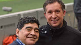 Футболната легенда Роби Фаулър осъди критиците на лидера в състава на