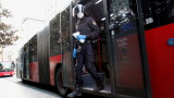 Испания раздава 10 млн. маски на връщащите се на работа