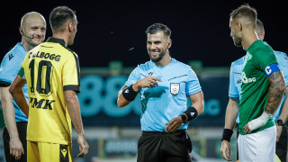 Европейската футболна централа УЕФА повиши двама български съдии Това са