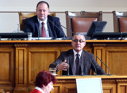 Борисов е мутра, изцепи се от парламентарната трибуна Йордан Цонев