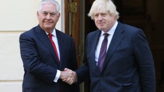 Имаме трудности с интегрирането на имигрантите, притеснен дипломат №1 на САЩ