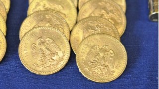 Полицията е арестувала 8 души и е върнала над 4600