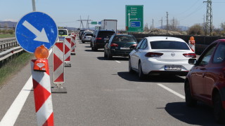 Понеже Бог не е пратил Сина Си на света за