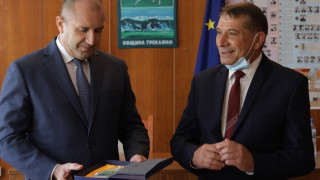 Държавата трябва да спре да се изтегля от малките общини