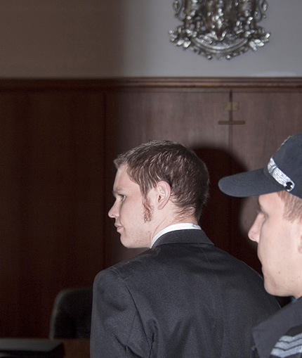 Видеозаписите не дават яснота как Полфрийман е убил Монов