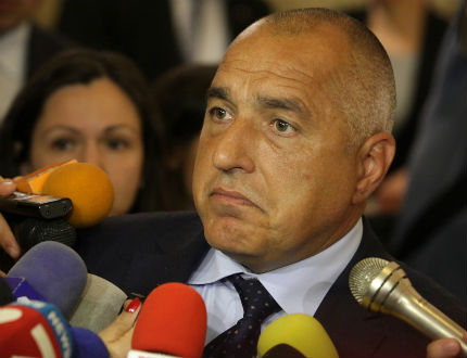 КТБ дестабилизирана през последната година, доказва с цитати Борисов
