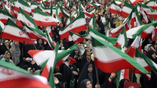 Най малко 16 души са били убити по време на съобщава