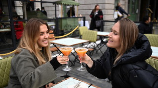 Британският вариант на коронавируса изглежда не причинява толкова тежък COVID 19