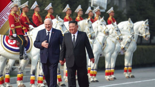 Президентът на Беларус Александър Лукашенко пристигна на посещение в Северна
