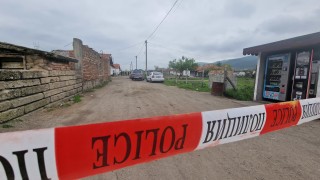 Двама мъже и възрастна жена са пострадали при меле между