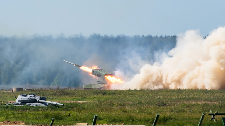 Две ракети Гром-2 са били свалени над Джанкой в северната част
