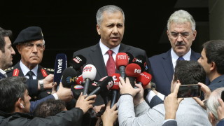 Турските власти са заловили 2554 души като част от общонационална