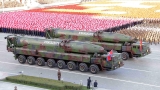 Експерти засякоха самоходна установка за балистична ракета преди парад в КНДР