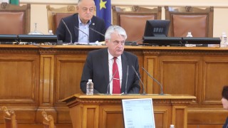 Бойко Рашков остава кандидатурата на ПП за шеф на КПКОНПИ