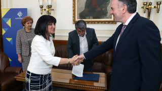 Председателят на НС Цвета Караянчева и Генералният директор на Европейския