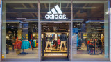  Adidas регистрира близо 40% спад в облагите. Ето за какво 