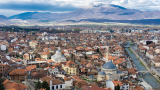 Европейският съюз призова Косово да отмени решението си за въвеждане