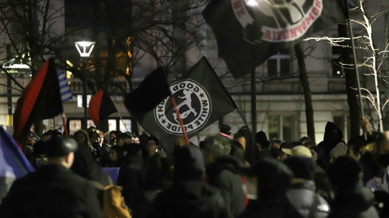 Забраниха провеждането на Луковмарш в София, съобщава bTV.
Заповедта на Столичната