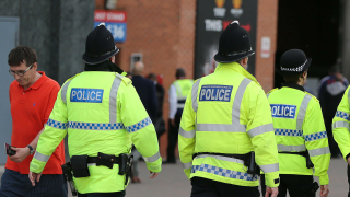 Арестуваха тийнейджър след пет нападения с киселина в Лондон