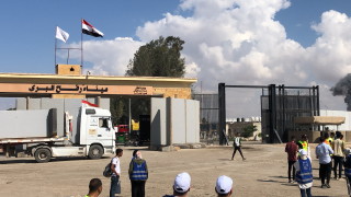 Египет поправя граничния пункт Рафах от палестинска страна