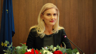 Министърът на туризма Зарица Динкова отчете четири процента ръст в