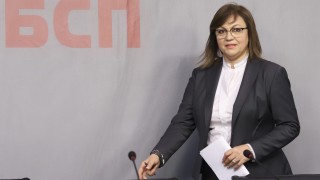 Правителството използва коронавируса за политическа цел Това заяви лидерът на