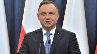 Дуда разгневи поляците, сравни смъртта на Раиси и Качински