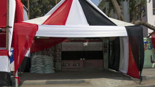 В Египет започна гласуването на референдум за промяна на конституцията