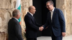 Александър Вучич поздрави Радев за победата на изборите