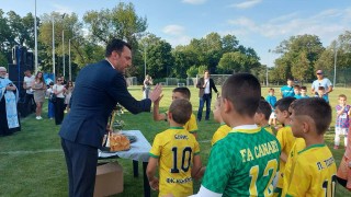 Министърът на младежта и спорта Иван Пешев откри новия спортен