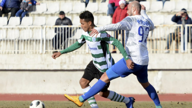 Черно море стартира контролите с равенство