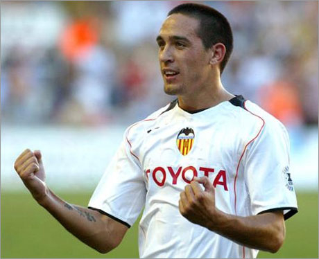 Висенте се завръща за Валенсия в двубоя срещу Атлетико