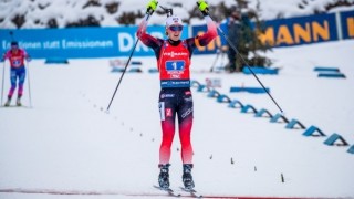Норвежката Марте Олсбу Рьозеланд спечели спринта в Оберхоф