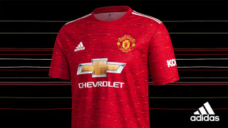 Манчестър Юнайтед представи титулярния си екип за новия сезон Фланелката е