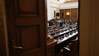 Над 3500 граждани посетиха Народното събрание в Деня на Българската