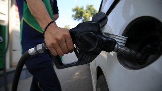 Цените на горивата в България могат да достигнат психологическата граница