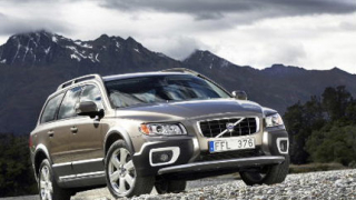 Volvo показа официално новото XC70