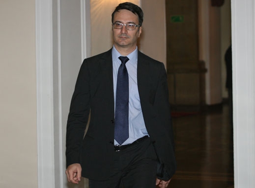 Трайков преброи 11 опасни язовира, иска пари от МВР