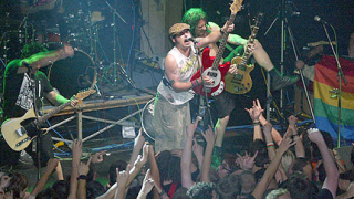 NOFX забиха скандално в София