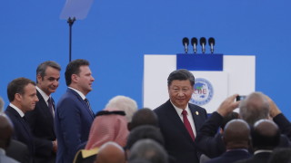 Президентът на Китай Си Цзинпин обеща да отвори още икономиката