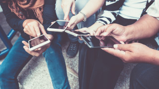 Вицепремиерът и министър на икономиката и индустрията Корнелия Нинова обяви