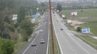 Ограничения пречат на движението по пътищата