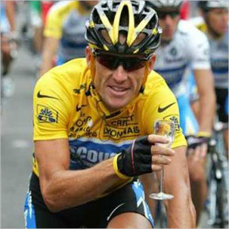 Ланс Армстронг платил на мотоциклетист да му достави допинг