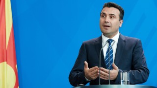 Македонският премиер Зоран Заев се обяви против някои искания на