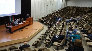 Деретата канавките и охранителните канали в кв Аспарухово не са