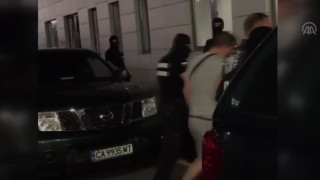 Анадолската агенция разпространи кадри от предаването на задържаните в Истанбул