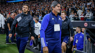 Старши треньорът на Левски Николай Костов все още не е