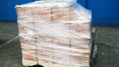 Австралия задържа двама за внос на около 100 кг метамфетамин
