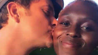 Джошуа Джаксън се готви за сватба 40 годишният актьор който последно