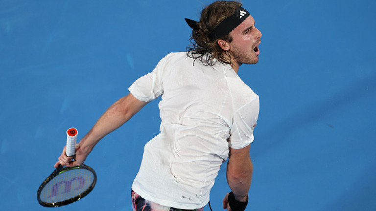 Стефанос Циципас в третий раз подряд выходит в полуфинал Australian Open